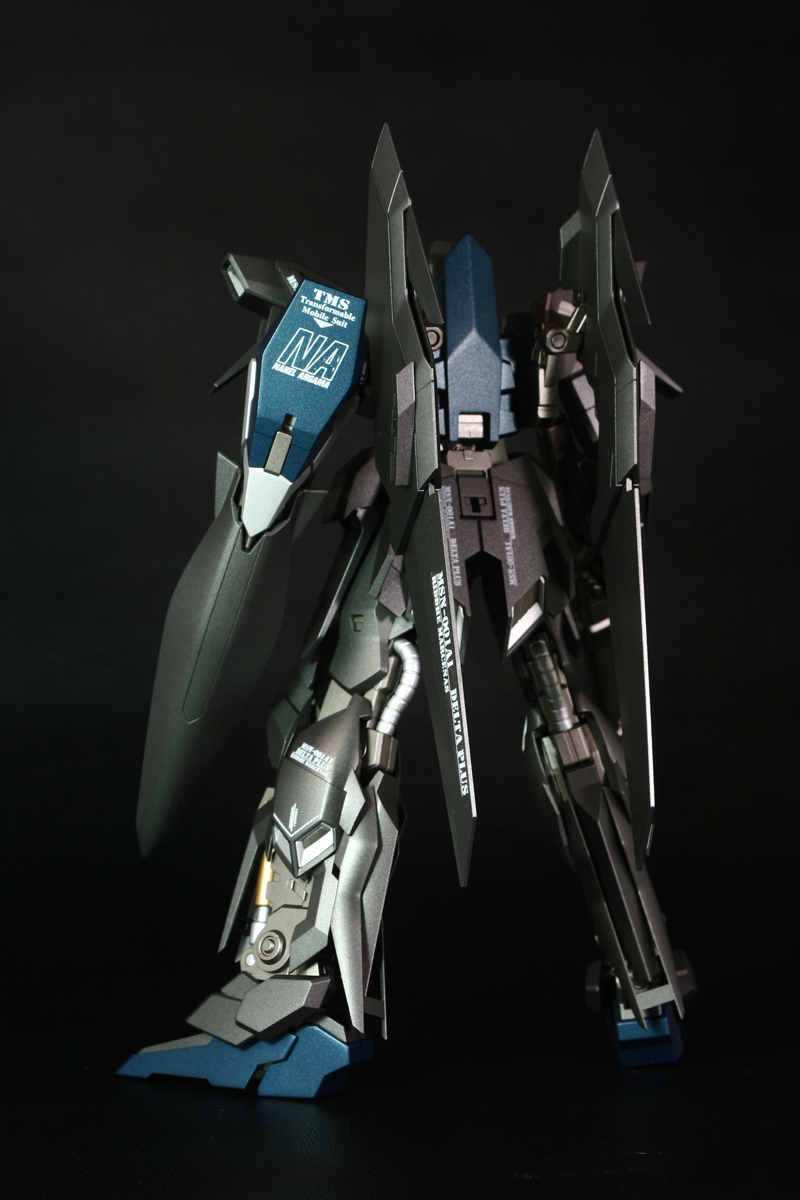  Bandai Hobby - Maquette Gundam - Delta Plus Gunpla MG 1/100  18cm - 4573102640970 : Arts, Crafts & Sewing