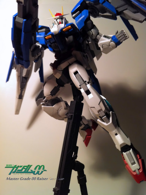 1/100 MG 00 Raiser Gundam: Assembled, Painted. Big Size Images – GUNJAP