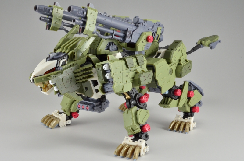 ZOIDS 1/72 RZ-041 Liger Zero Panzer: Assembled. Photoreview