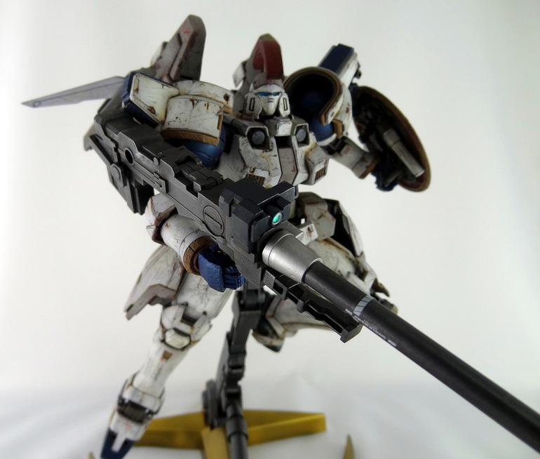 MG 1/100 OZ-00MS Tallgeese: Weathered/Damaged Ver. Modeled