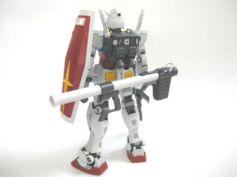 MG 1/100 Gundam RX-78-2 Gundam Ver.3.0: Full Kit photoreview Part TWO