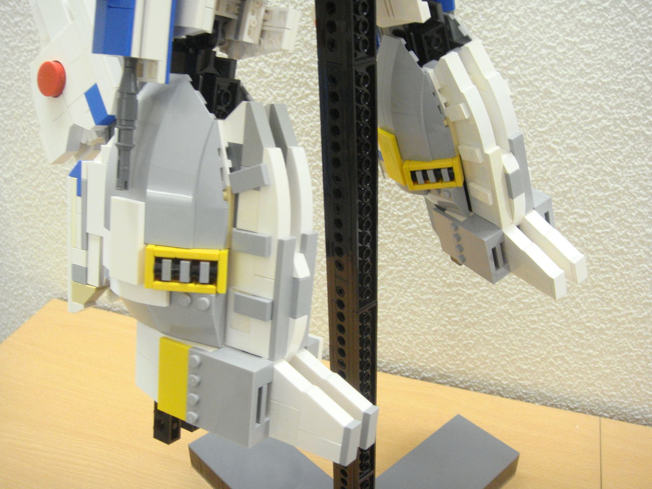 MASTERPIECE: LEGO 1/40 Ex-s Gundam. Created by jan_utyo. Photoreview No