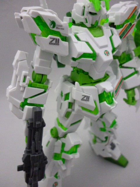 HGUC 1/144 Unicorn Gundam (Destroy Mode) [Seven Eleven Color