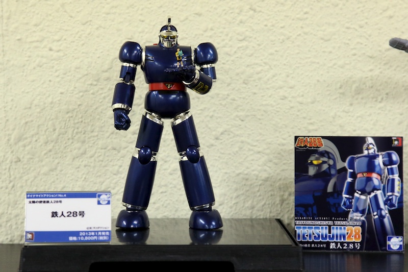 EVOLUTION TOY New exhibition @ Akihabara: Newcoming Dynamite