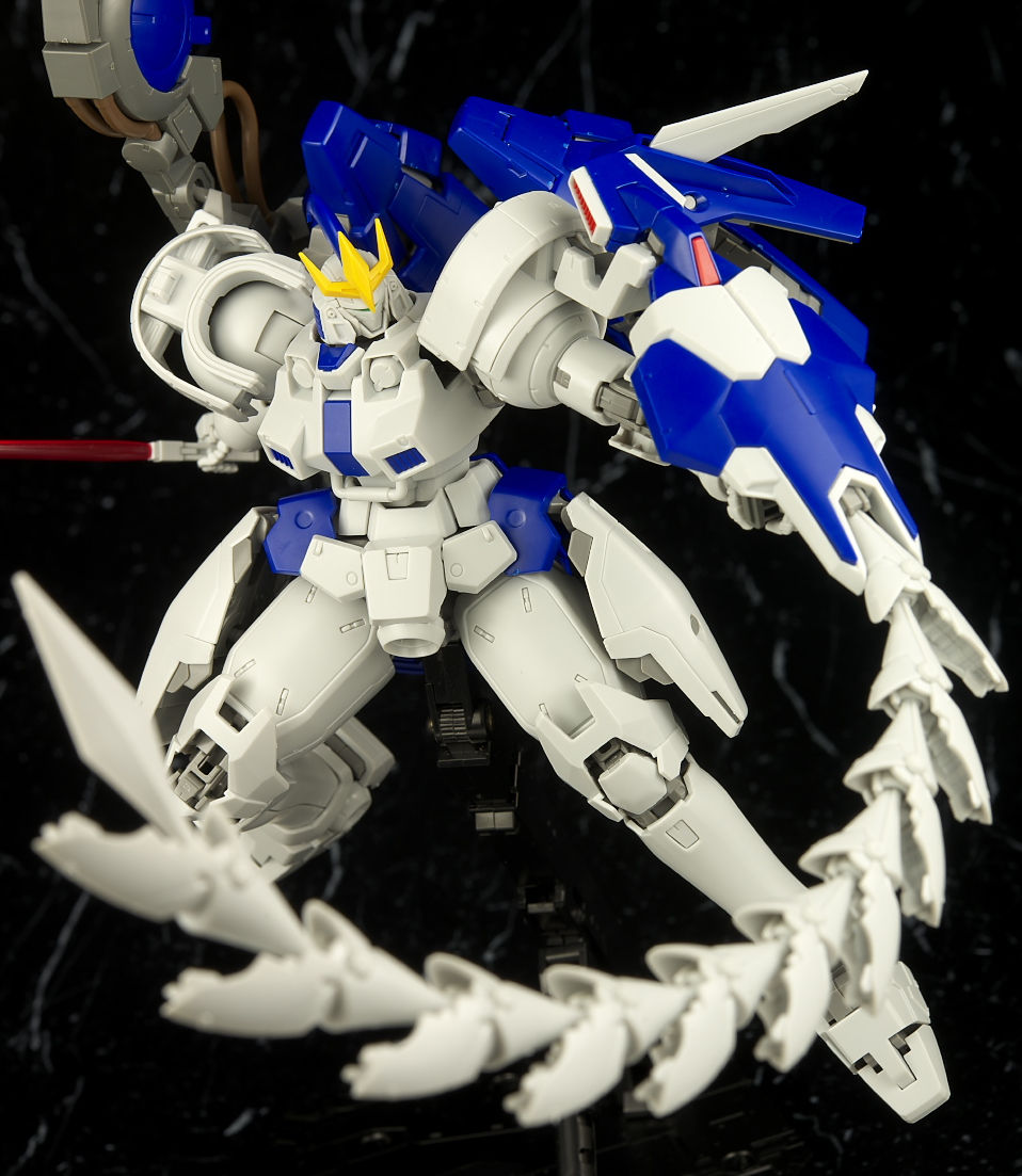 Amazon.com: Master Grade Tallgeese III Endless Waltz 1/100