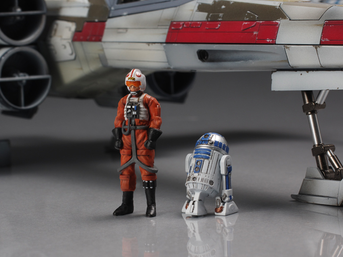 Bandai x Star Wars 1/48 X-Wing Starfighter MOVING EDITION