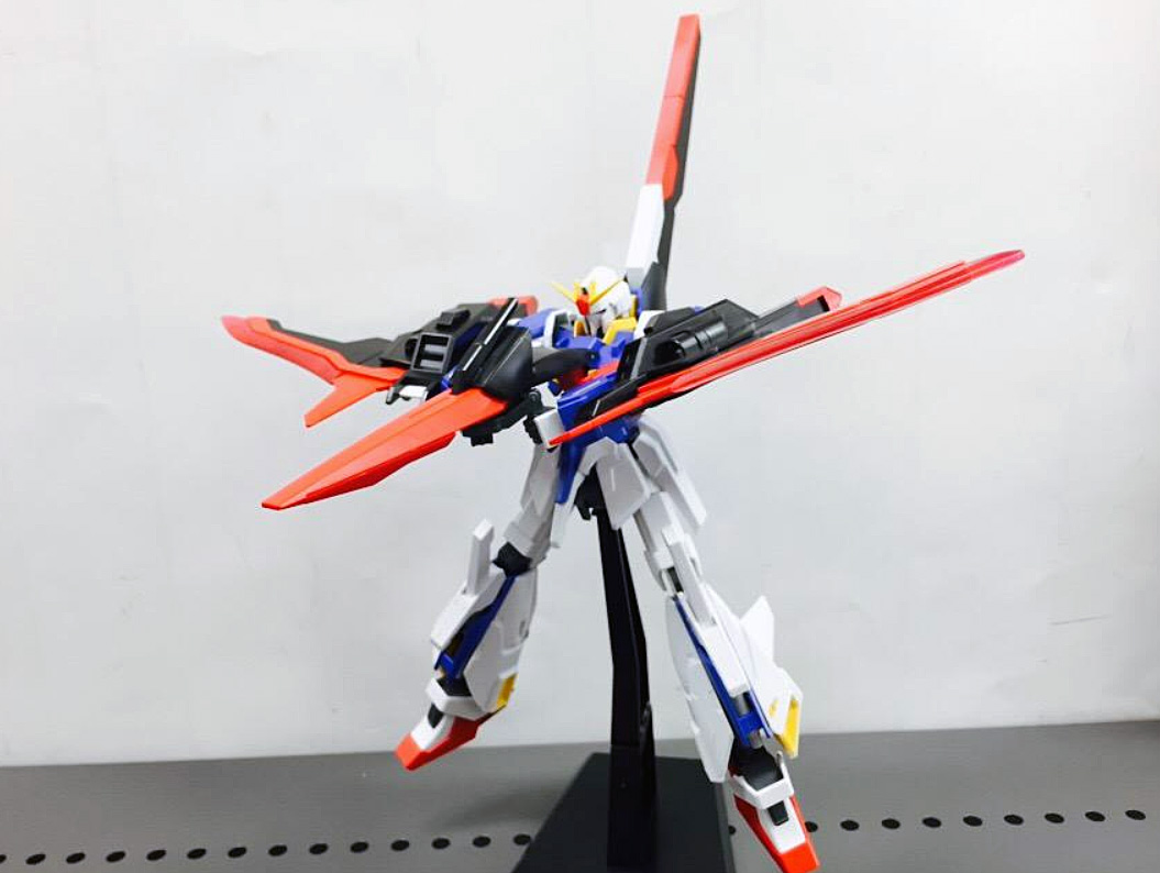 HGBF 1/144 LIGHTNING Z GUNDAM assembled: First PHOTO REVIEW
