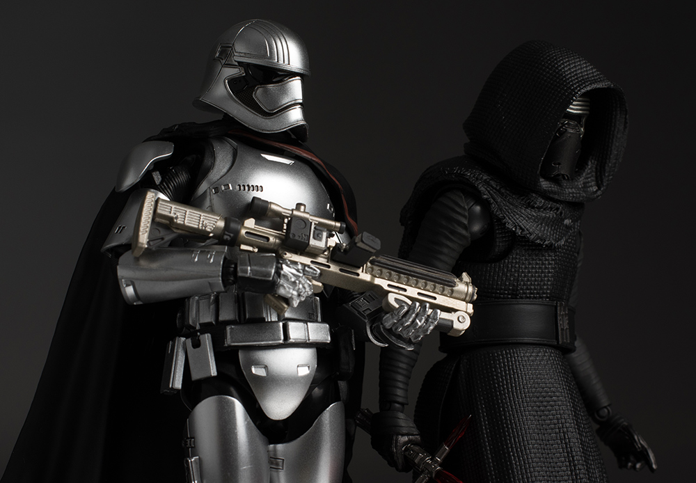 schizophonic9's Full Detailed Review: S.H.Figuarts CAPTAIN PHASMA [Star Wars The Force Awakens] No.43 Big Size Images, Info