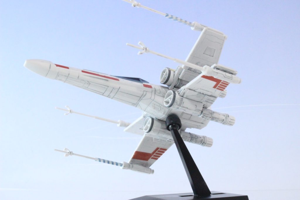 [REVIEW] Bandai x Star Wars: Vehicle Model 002 X-WING STARFIGHTER