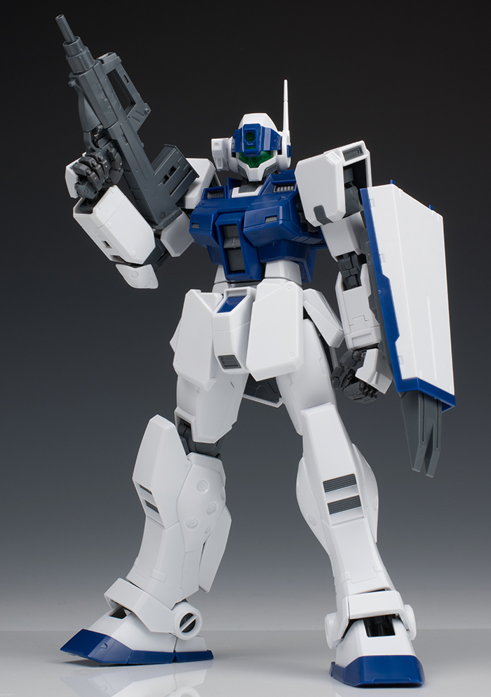FULL DETAILED REVIEW: P-Bandai MG 1/100 GM SNIPER II WHITE