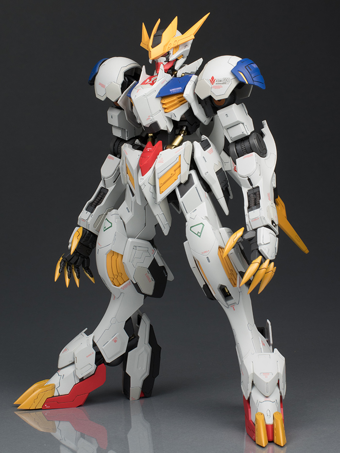 BANDAI Full Mechanics Gundam Barbatos Lupus Rex 1/100 Kit Iron-Blooded Orphans 
