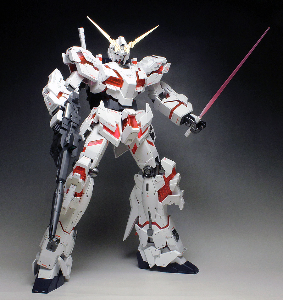 Mega Unicorn Gundam 1/48 (Hand Painted) (Metal Paint - Depop