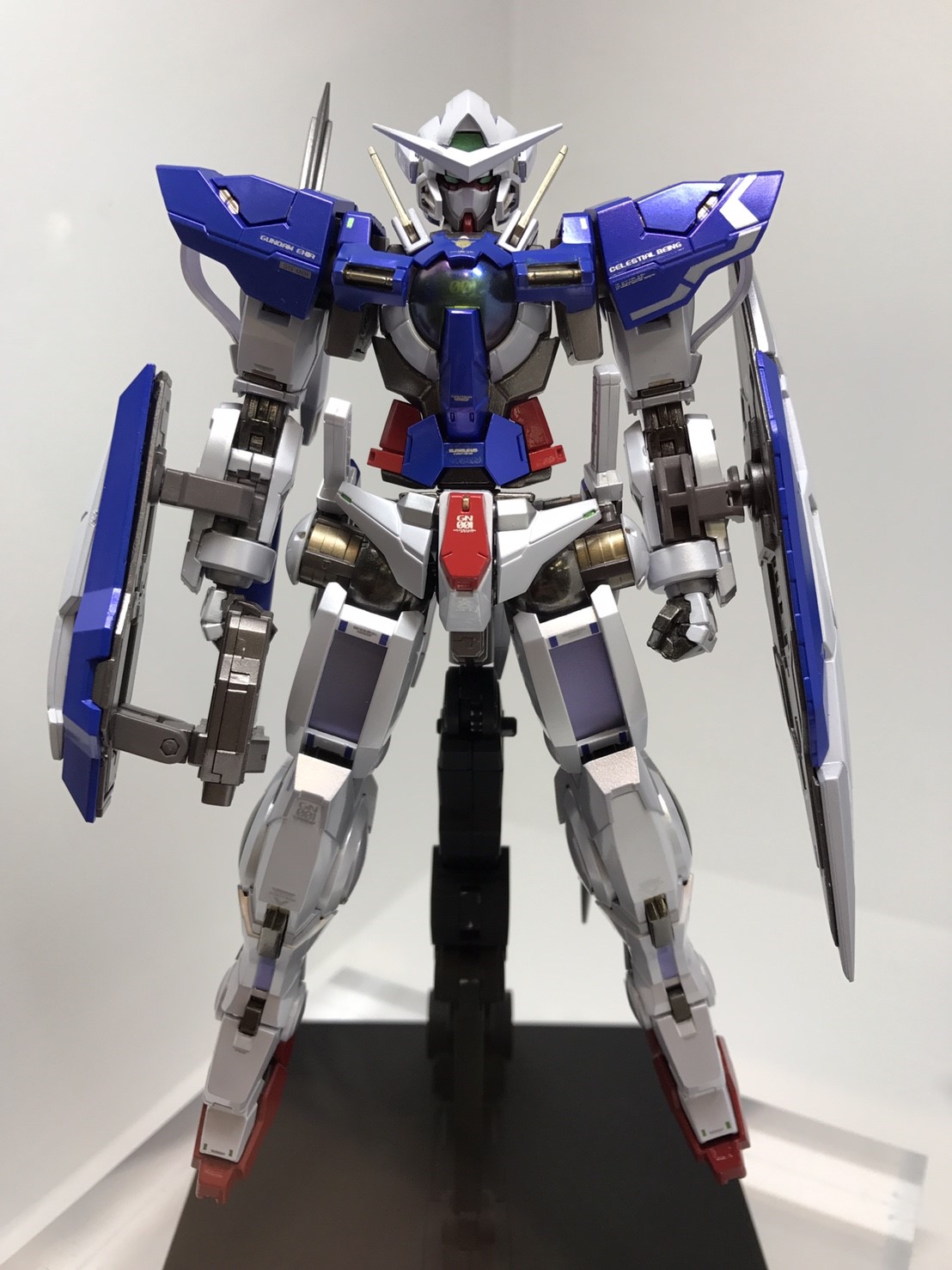 METALBUILD 1/100 Gundam Exia (10th ANNIVERSARY EDITION): Big Size