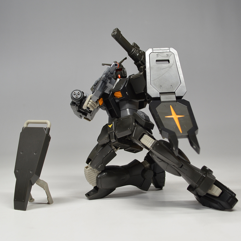RX-78 FRGMT GUNDAM 1/144 Gunpla Fragment × Bandai Limited
