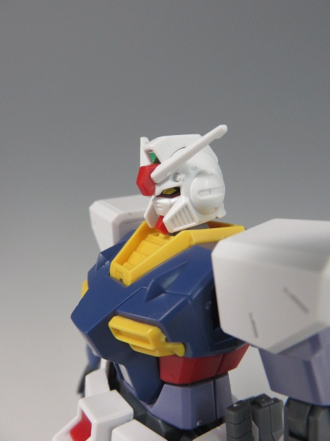 Amazon.com: Bandai HG 1/144 RX-78-XX Gundam Pixy model kit