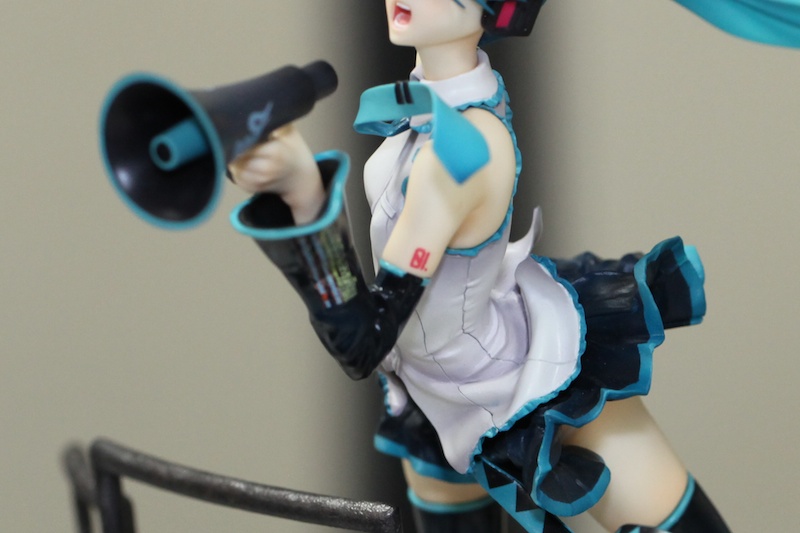 love is war miku figure