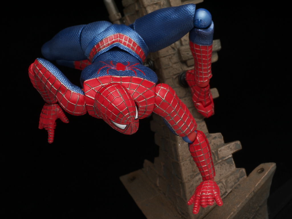 Revoltech Sci-Fi Series No.039 Spider-Man: Full Photoreview