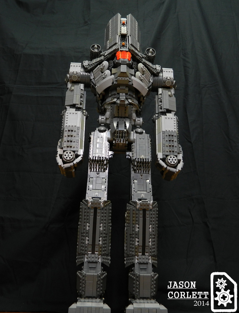 [Pacific Rim] LEGO almost 3 feet Tall Cherno Alpha (Jaeger) full
