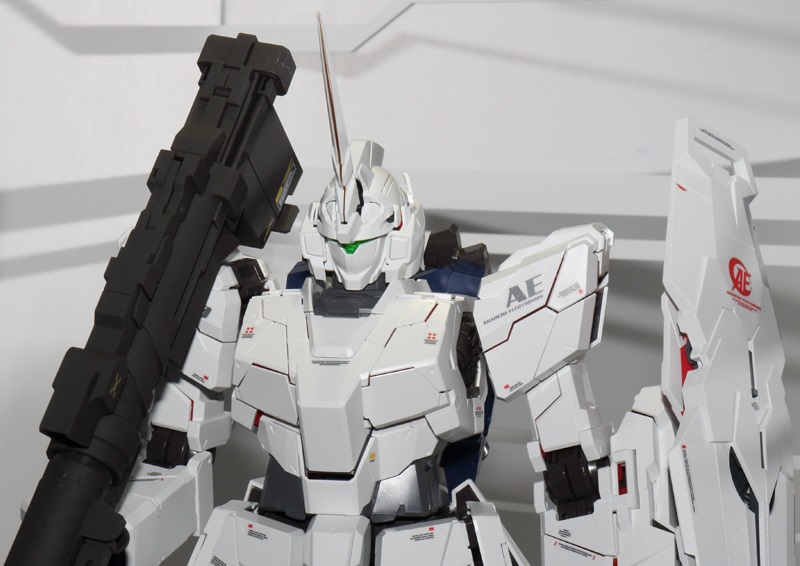 PG 1/60 RX-0 Unicorn Gundam + LED Unit + P-Bandai Full Armor Set ...