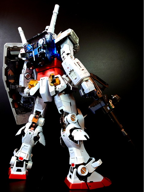 PG UNLEASHED RX-78-2 Gundam built – GUNJAP