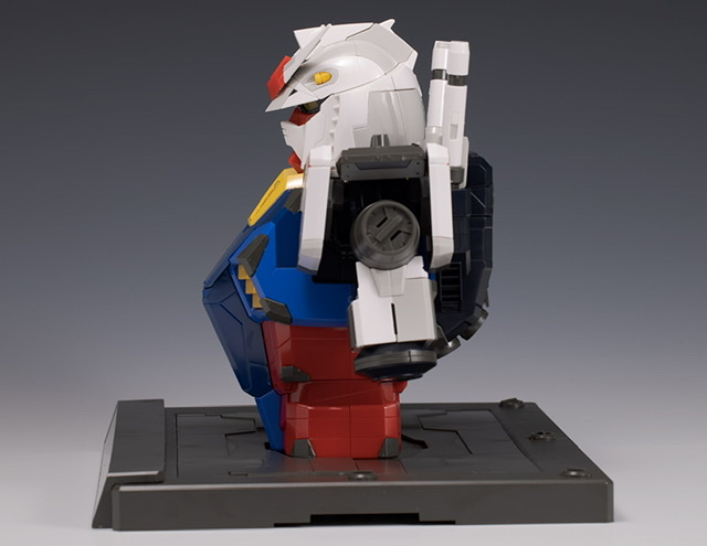 1/48 Gundam RX-78F00 Bust (Yokohama). Why doesn't Bandai release more kits  like this? I would love to start a collection of them. : r/Gunpla