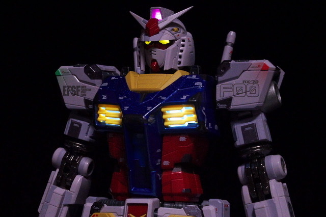 REVIEW 超合金 GFY RX-78F00 Night illuminated ver. – GUNJAP